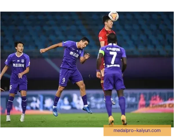 奥德加德中场端表现稳健,逐渐成为球队的战术核心 奥德加德中场端表现稳健,逐渐成为球队的战术核心