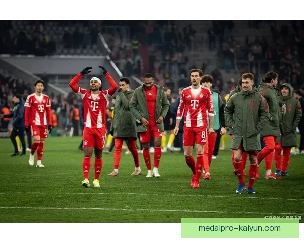 英超联赛中乔阿梅尼在诺丁汉森林的表现稳健，继续为球队贡献力量